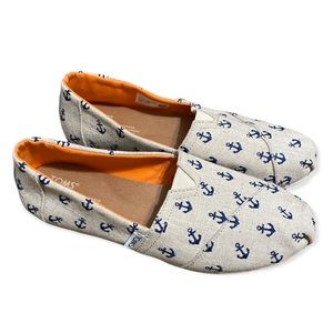 Women’s Limited Edition Anchor TOMS size 8